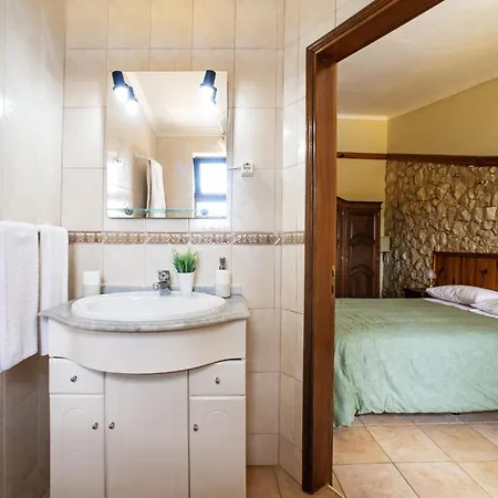 Vakantiehuis Ana By Interhome Paderne (Faro)